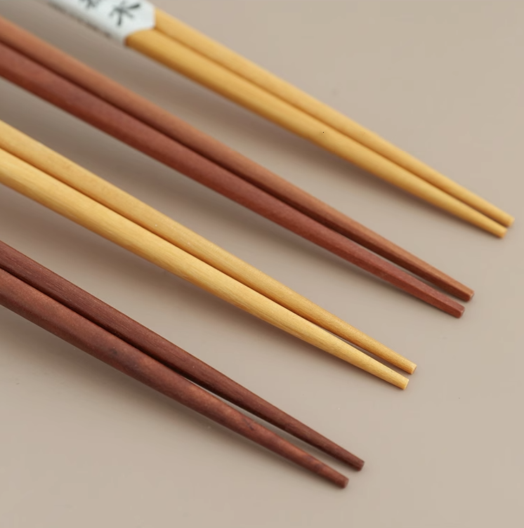 Wholesale Customize Wooden Chopsticks  Solid Wood Chopsticks